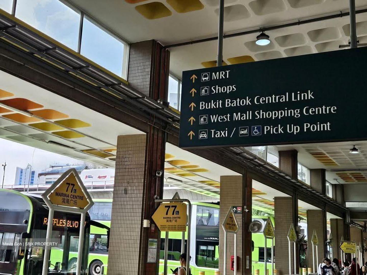 Bukit Batok Central (D23), Shop House #637810011